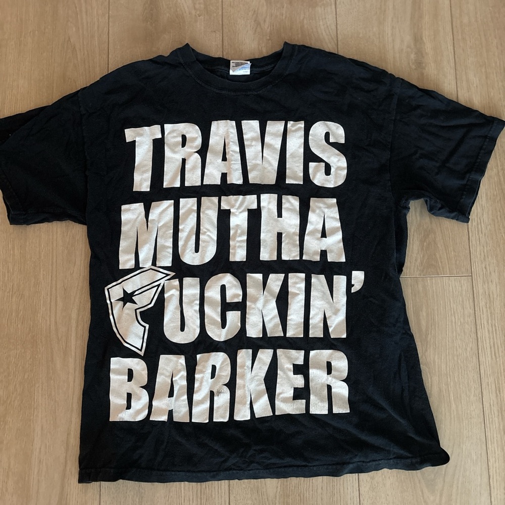 Famous Tee